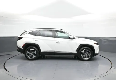 More photos of 2023 Hyundai Tucson SEL at Plaza Hyundai, NY