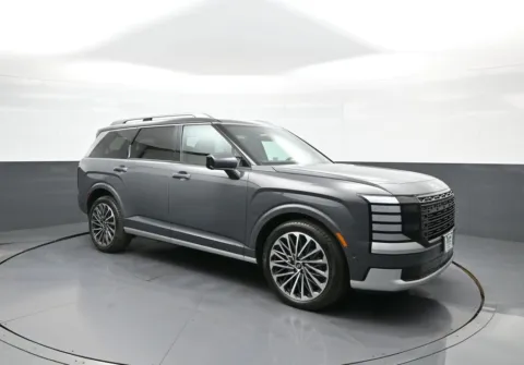 More photos of 2026 Hyundai Palisade Calligraphy at Plaza Hyundai, NY