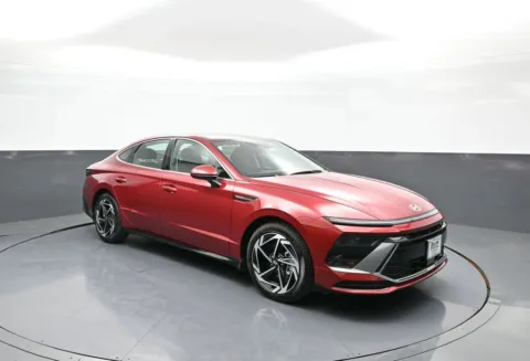 More photos of 2026 Hyundai Sonata SEL Sport at Plaza Hyundai, NY