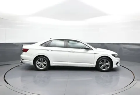 More photos of 2020 Volkswagen Jetta R-Line at Plaza Hyundai, NY
