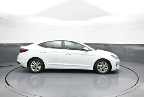More photos of 2019 Hyundai Elantra SEL at Plaza Hyundai, NY
