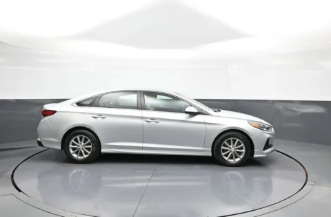 More photos of 2018 Hyundai Sonata SE at Plaza Hyundai, NY