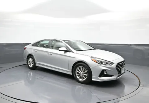 More photos of 2018 Hyundai Sonata SE at Plaza Hyundai, NY