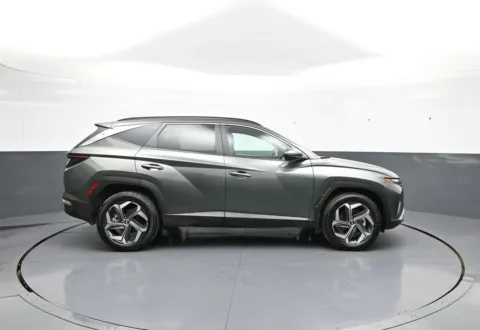 More photos of 2023 Hyundai Tucson SEL at Plaza Hyundai, NY