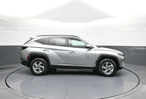 More photos of 2023 Hyundai Tucson SEL at Plaza Hyundai, NY