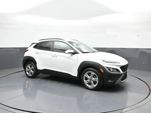 More photos of 2023 Hyundai Kona SEL at Plaza Hyundai, NY