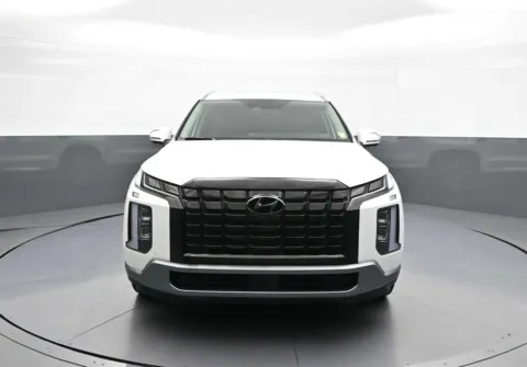 Photos of 2024 Hyundai Palisade Limited for sale in Brooklyn, NY at Plaza Hyundai