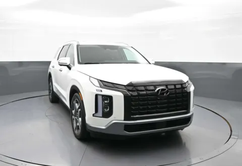 Another view of 2024 Hyundai Palisade Limited for sale in Brooklyn, NY at Plaza Hyundai