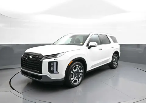 White 2024 Hyundai Palisade Limited for sale in Brooklyn, NY
