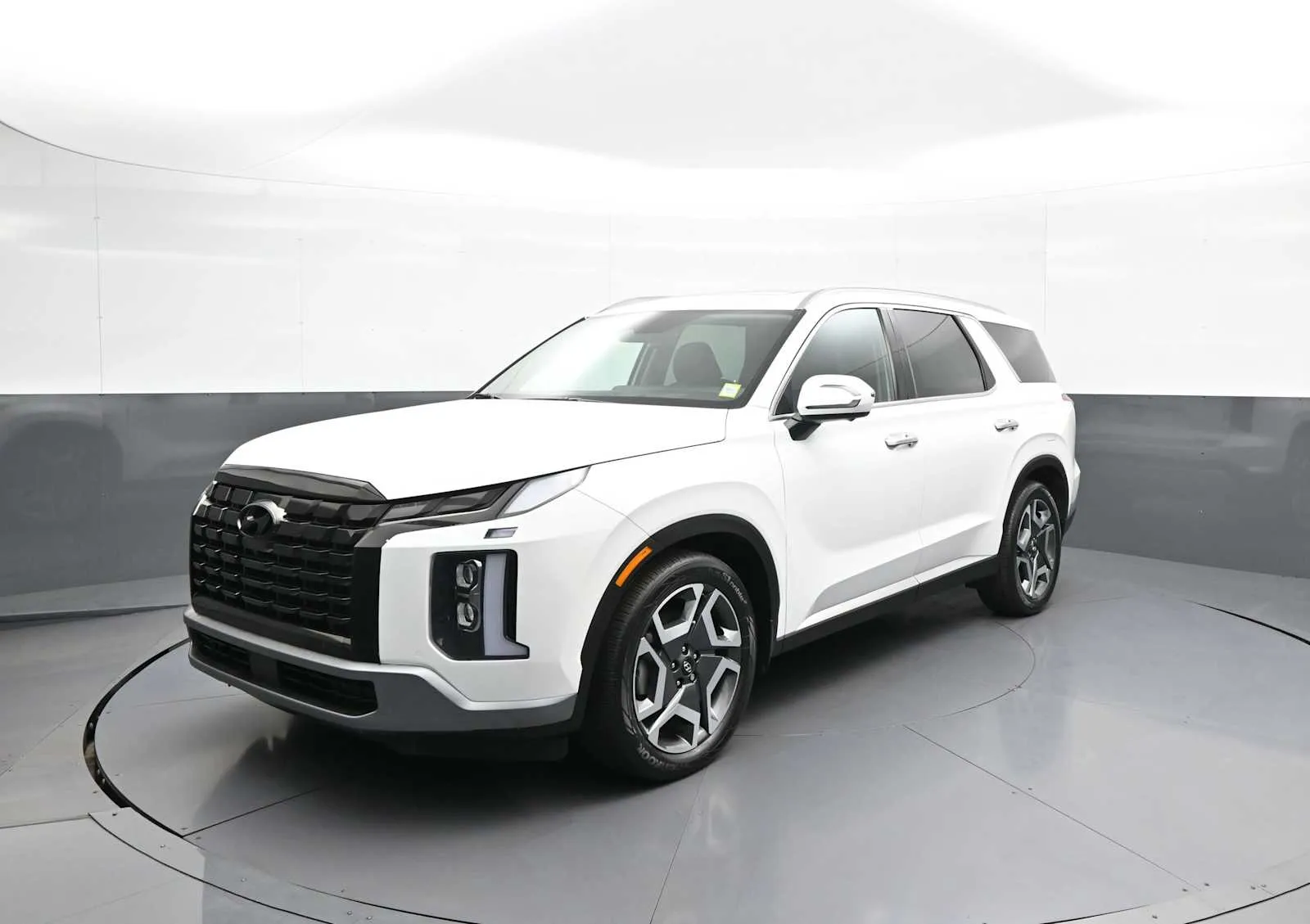 White 2024 Hyundai Palisade Limited for sale in Brooklyn, NY