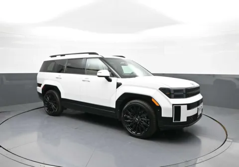 More photos of 2026 Hyundai Santa Fe Calligraphy at Plaza Hyundai, NY