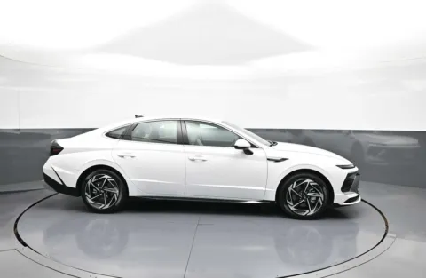 More photos of 2026 Hyundai Sonata SEL Sport at Plaza Hyundai, NY