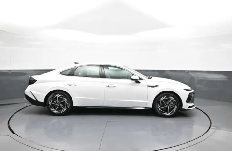 More photos of 2026 Hyundai Sonata SEL Sport at Plaza Hyundai, NY