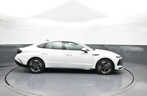 More photos of 2026 Hyundai Sonata SEL Sport at Plaza Hyundai, NY