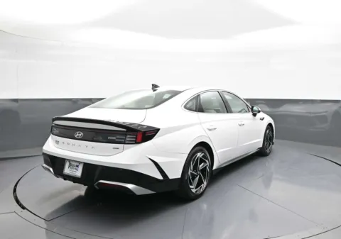More photos of 2026 Hyundai Sonata SEL Sport at Plaza Hyundai, NY