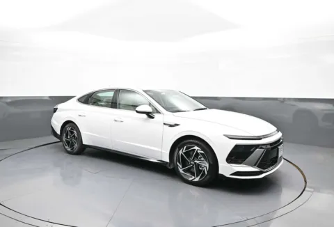 More photos of 2026 Hyundai Sonata SEL Sport at Plaza Hyundai, NY