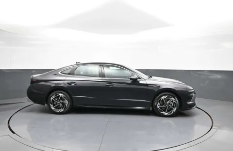 More photos of 2026 Hyundai Sonata SEL Sport at Plaza Hyundai, NY