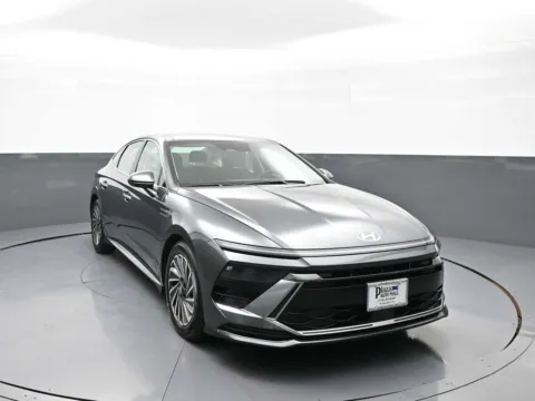 Another view of 2026 Hyundai Sonata Hybrid SEL for sale in Brooklyn, NY at Plaza Hyundai