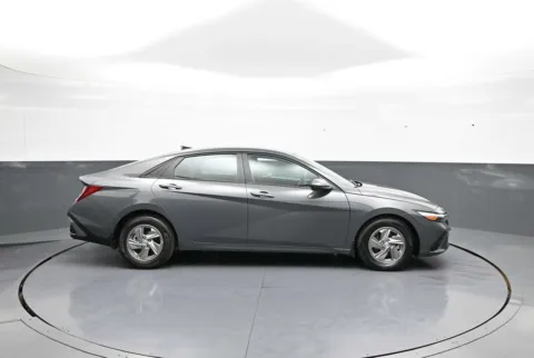 More photos of 2025 Hyundai Elantra SE at Plaza Hyundai, NY