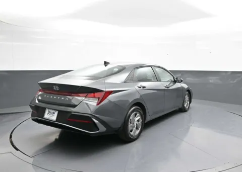 More photos of 2025 Hyundai Elantra SE at Plaza Hyundai, NY