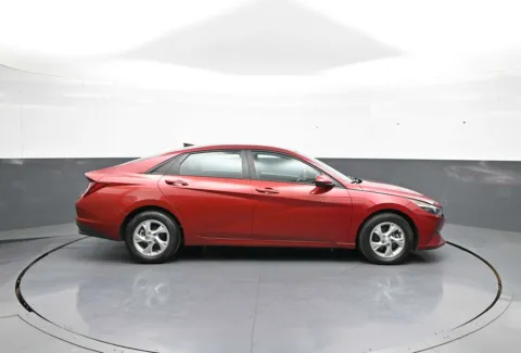 More photos of 2023 Hyundai Elantra SE at Plaza Hyundai, NY