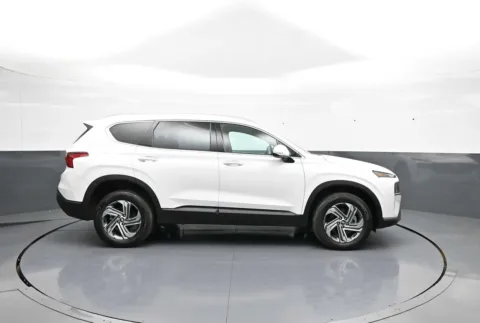 More photos of 2023 Hyundai Santa Fe SEL at Plaza Hyundai, NY