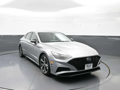 Photos of 2023 Hyundai Sonata SEL Plus for sale in Brooklyn, NY at Plaza Hyundai