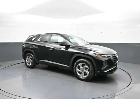 More photos of 2022 Hyundai Tucson SE at Plaza Hyundai, NY