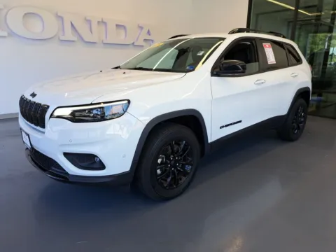 Photos of 2023 Jeep Cherokee Altitude for sale in Chesapeake, VA at First Team Honda