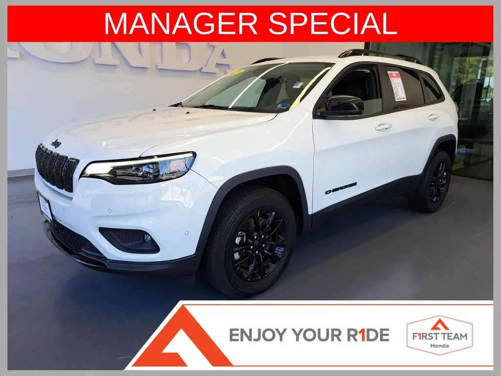 White 2023 Jeep Cherokee Altitude for sale in Chesapeake, VA