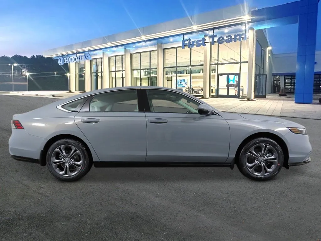2026 Honda Accord Hybrid EX-L - Photo 7