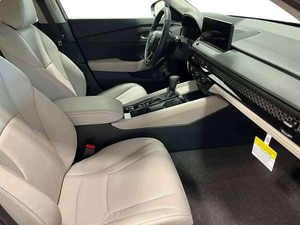 2026 Honda Accord Hybrid EX-L - Photo 27