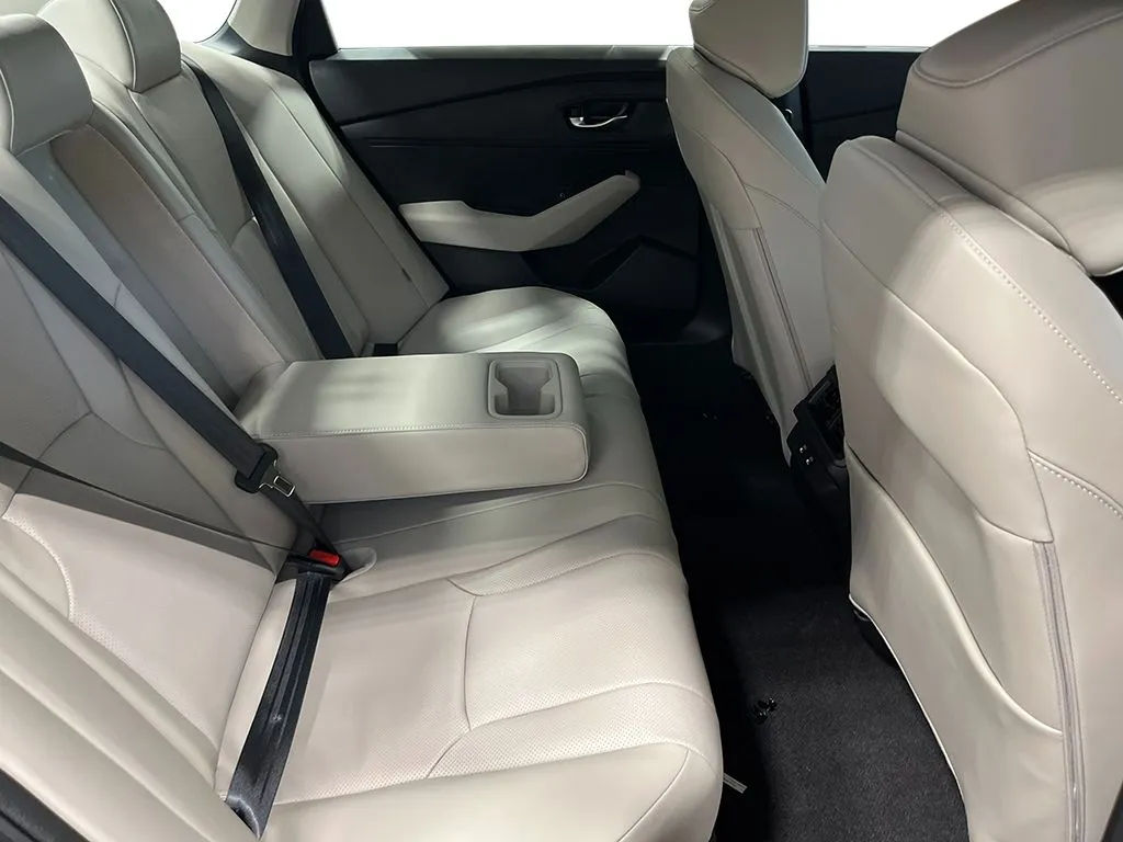 2026 Honda Accord Hybrid EX-L - Photo 26