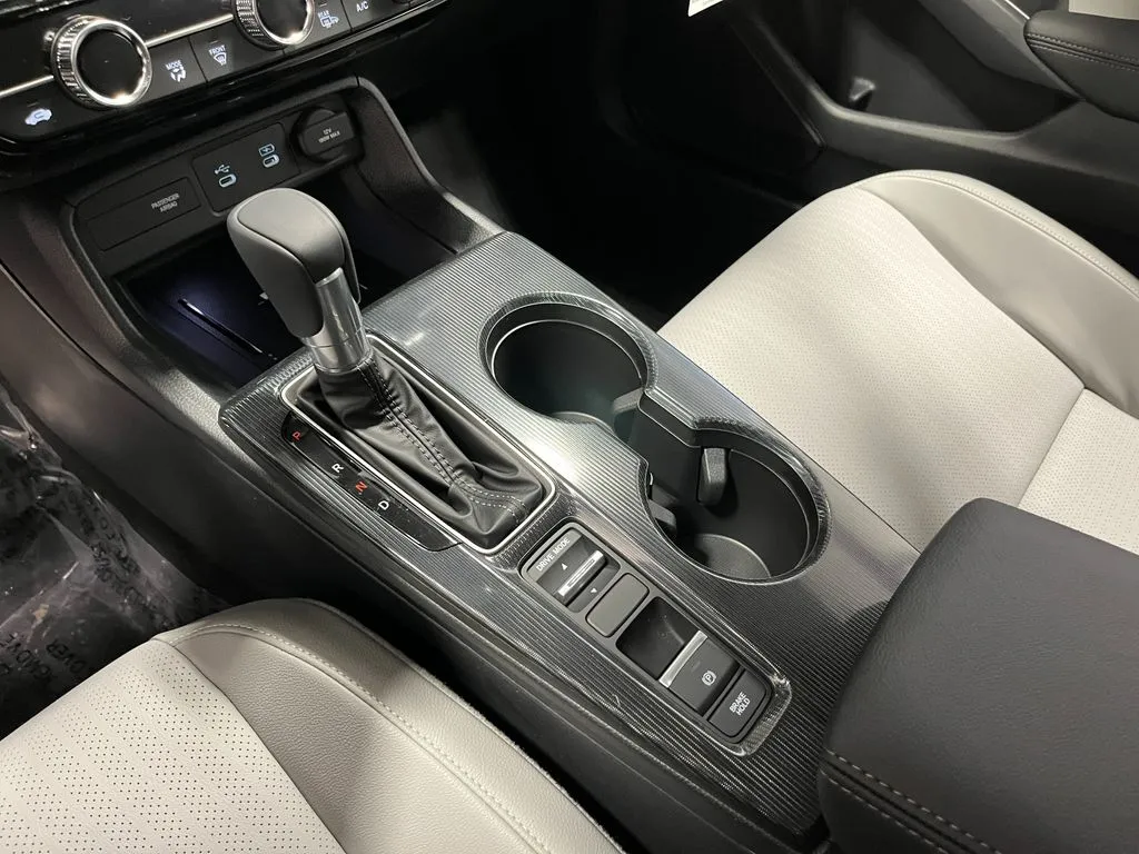 2026 Honda Civic Hatchback Sport Touring - Photo 25