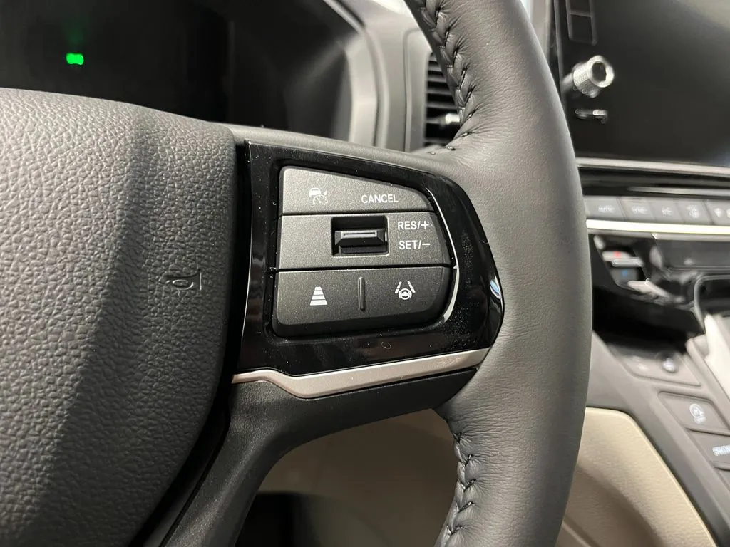 2026 Honda Odyssey EX-L - Photo 18