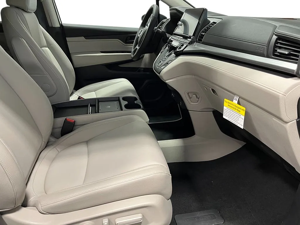 2026 Honda Odyssey EX-L - Photo 28