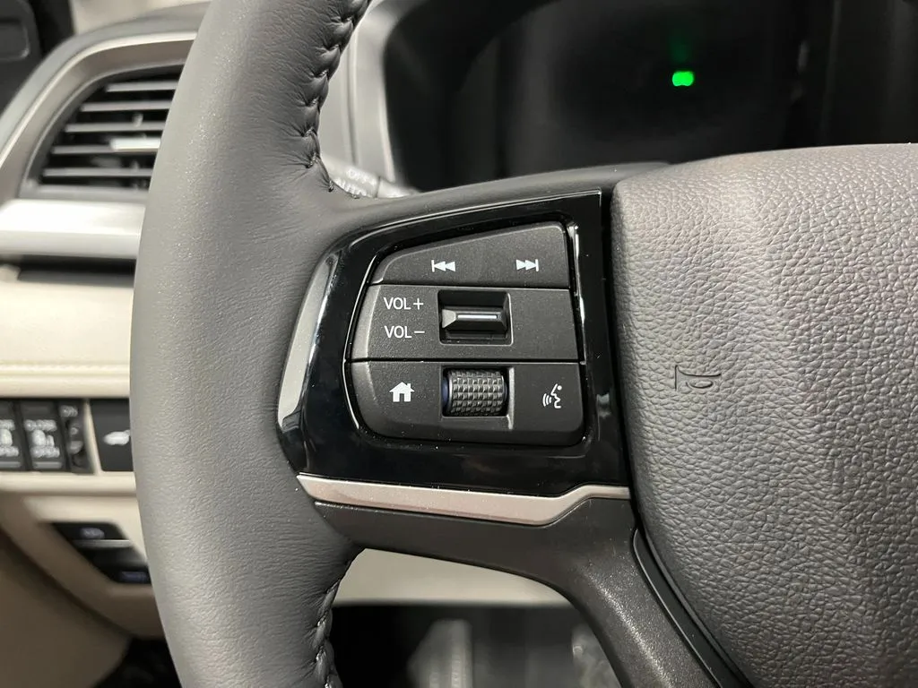 2026 Honda Odyssey EX-L - Photo 17