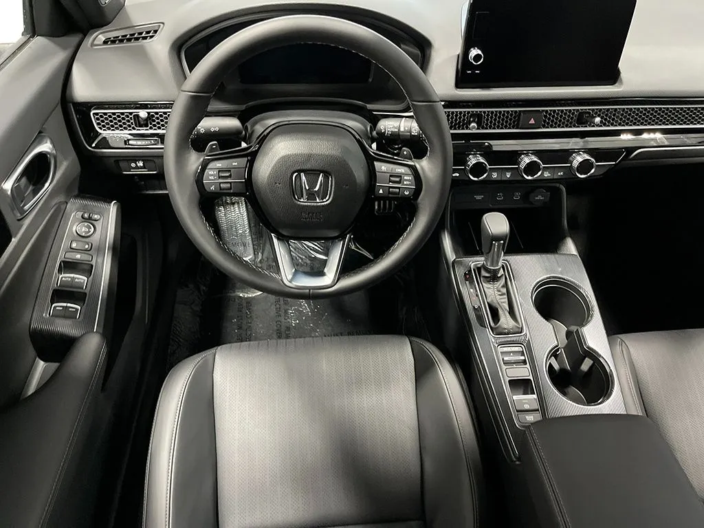 2026 Honda Civic Hatchback Sport Touring - Photo 18