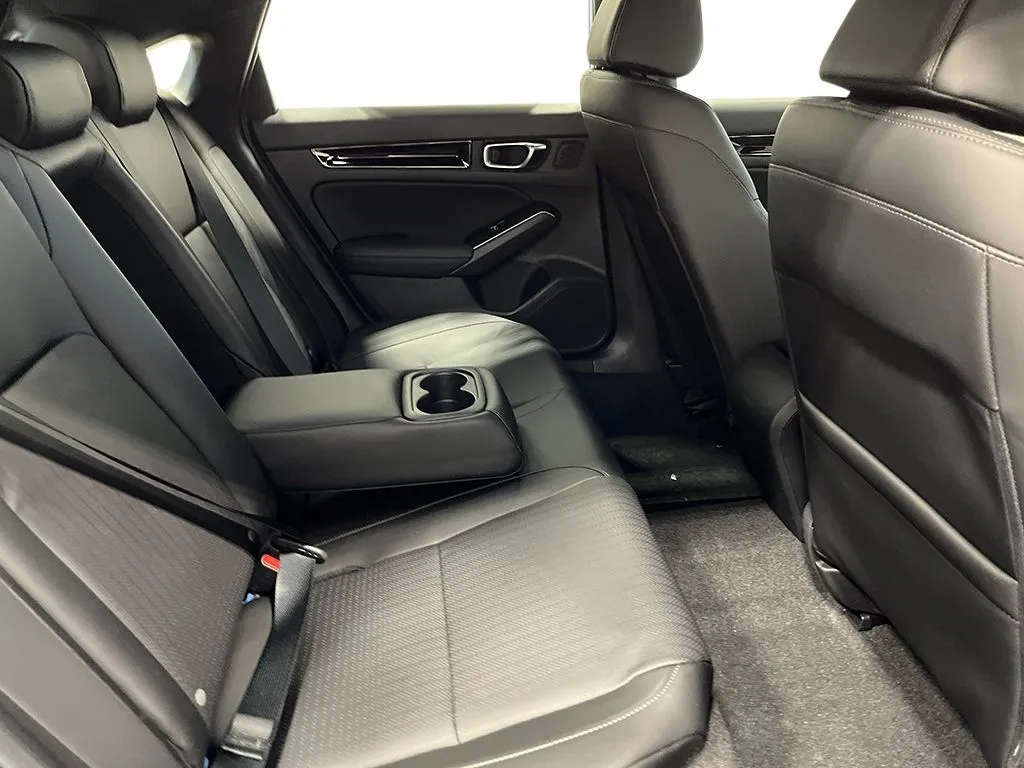 2026 Honda Civic Hatchback Sport Touring - Photo 28