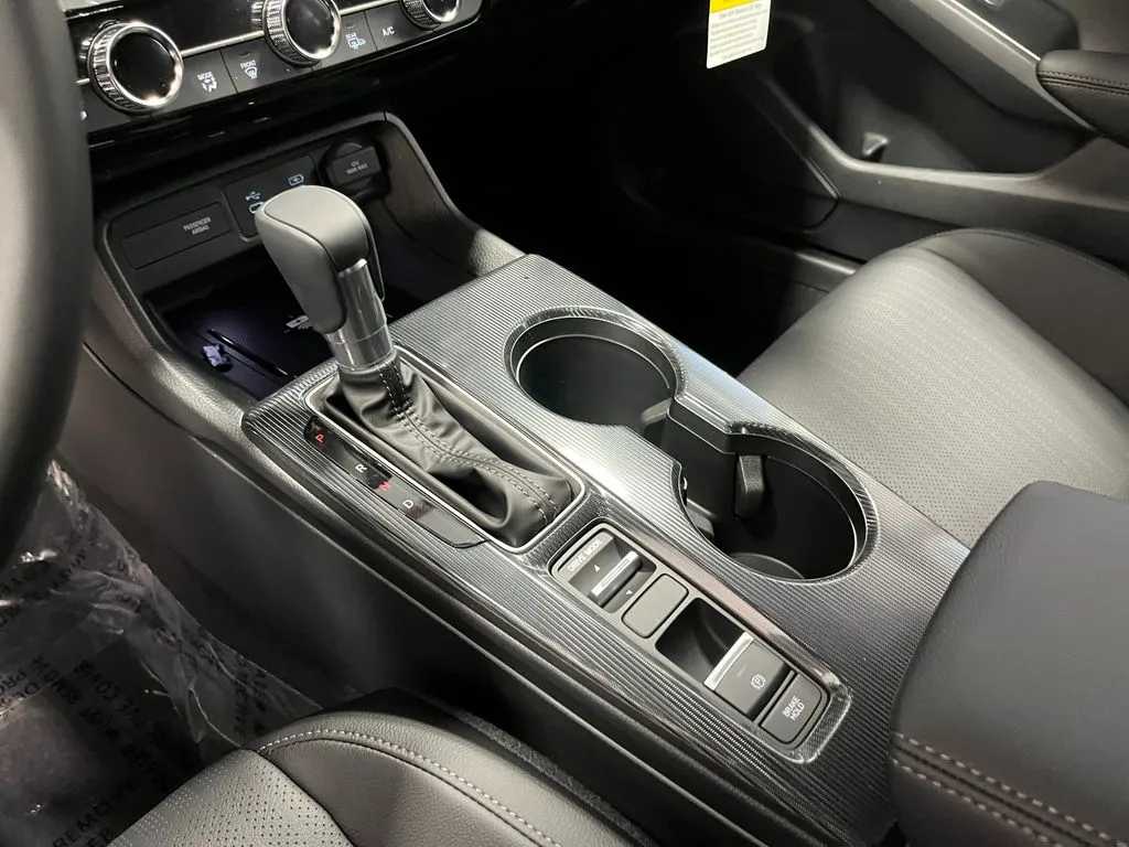 2026 Honda Civic Hatchback Sport Touring - Photo 24