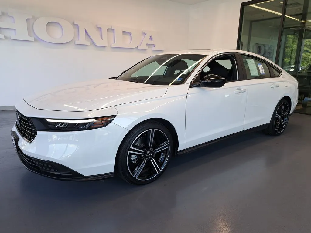 2025 Honda Accord Hybrid Sport - Photo 2