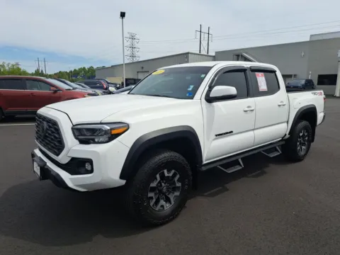 Photos of 2023 Toyota Tacoma TRD Off-Road for sale in Chesapeake, VA at First Team Honda