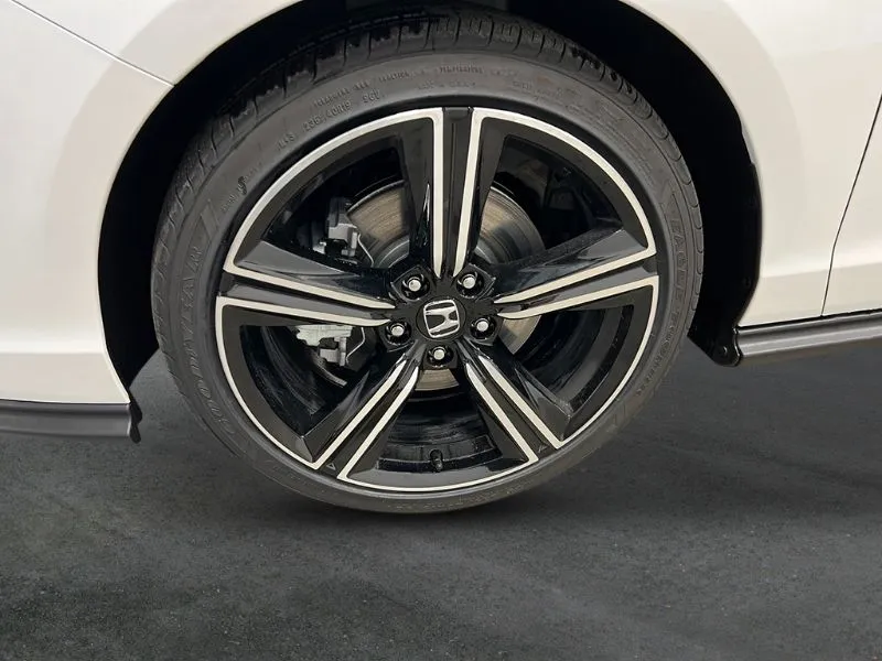 2025 Honda Accord Hybrid Sport - Photo 12