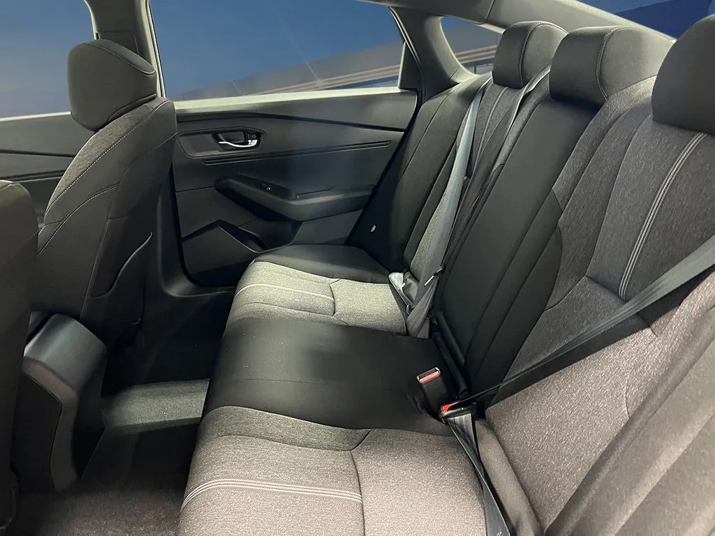 2025 Honda Accord Hybrid Sport - Photo 28