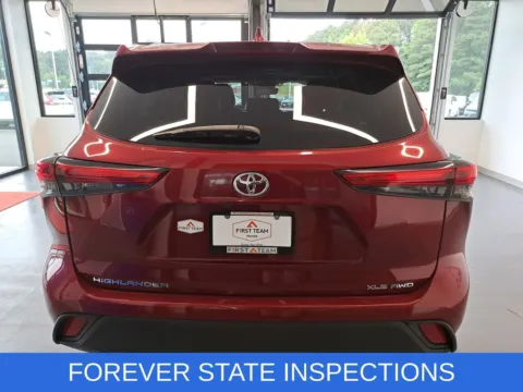 More photos of 2020 Toyota Highlander XLE at First Team Honda, VA