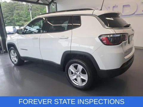 More photos of 2022 Jeep Compass Latitude at First Team Honda, VA