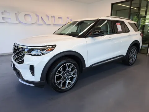 Photos of 2025 Ford Explorer Platinum for sale in Chesapeake, VA at First Team Honda