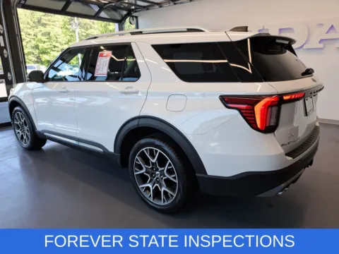 More photos of 2025 Ford Explorer Platinum at First Team Honda, VA