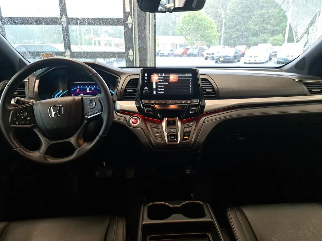 2024 Honda Odyssey SPORT - Photo 10