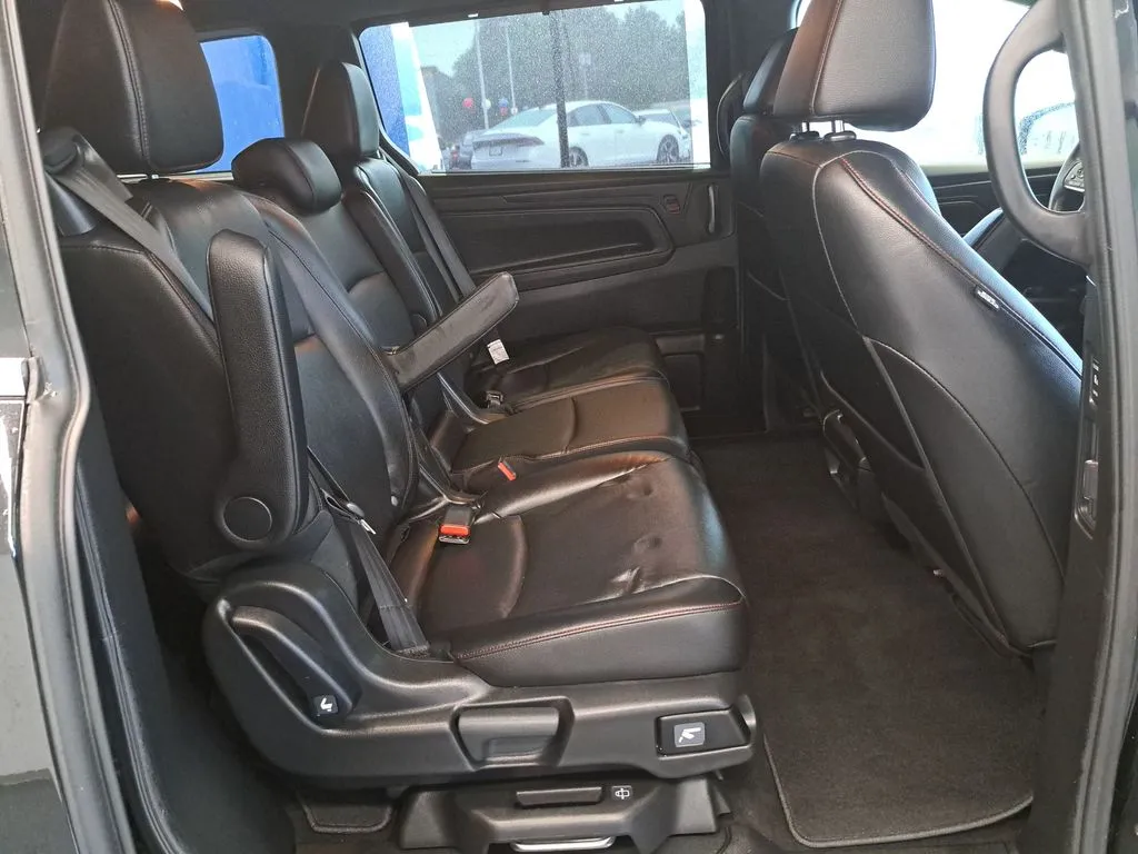 2024 Honda Odyssey SPORT - Photo 30